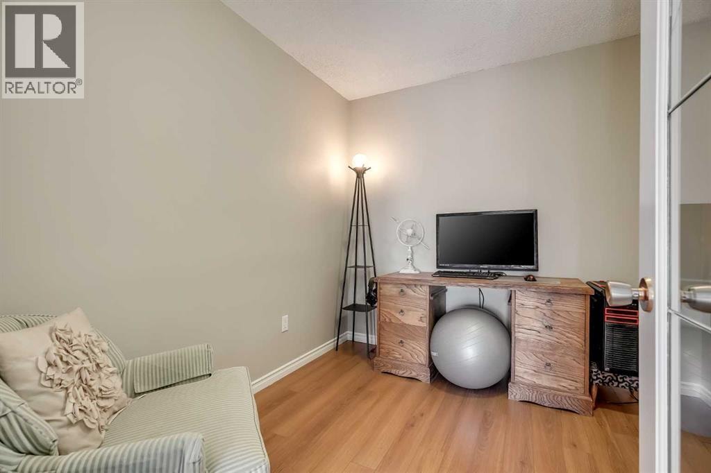 211, 333 Garry Crescent NE — photo 18