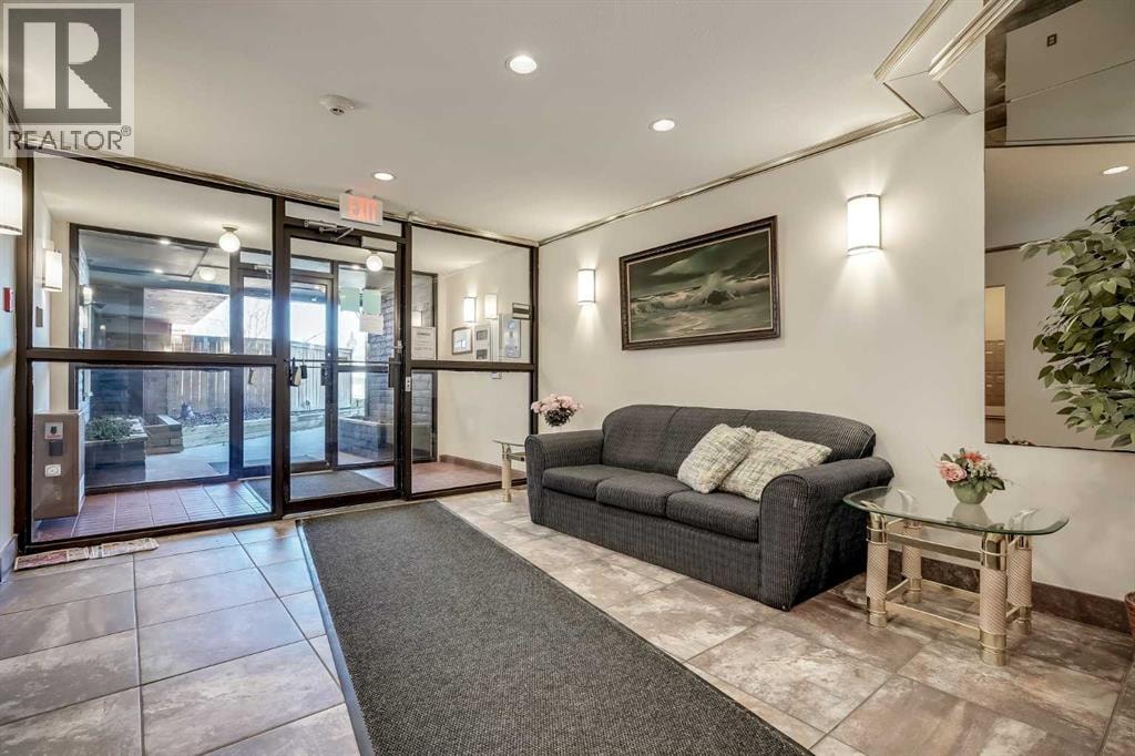 211, 333 Garry Crescent NE — photo 24