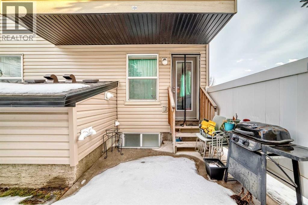 244 Saddlebrook Point NE — photo 34