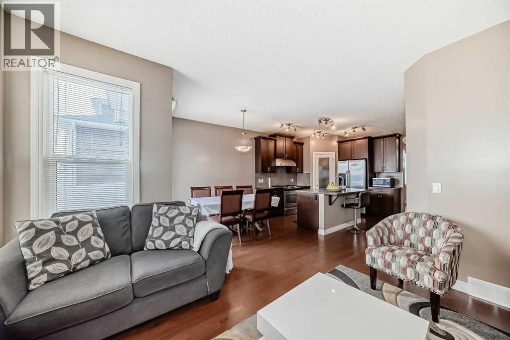 104 Redstone Avenue NE — photo 18