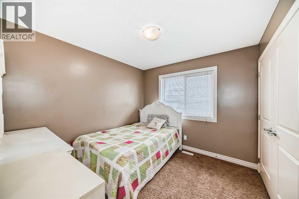 104 Redstone Avenue NE — photo 27