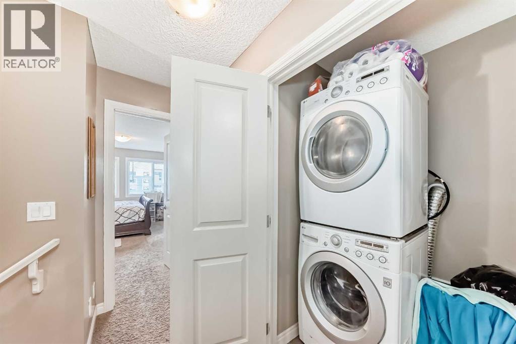 104 Redstone Avenue NE — photo 33