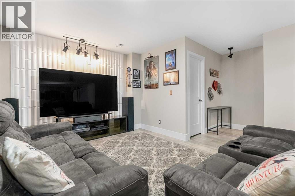 1717 Baywater Road SW — photo 36