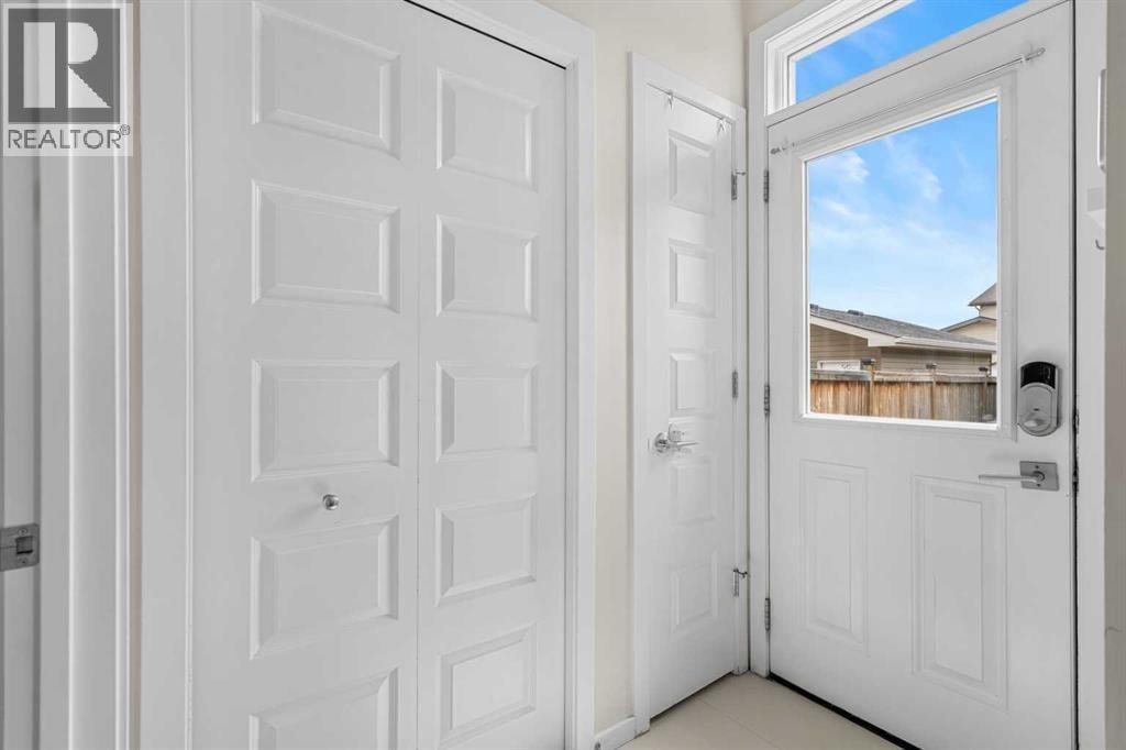 1717 Baywater Road SW — photo 20