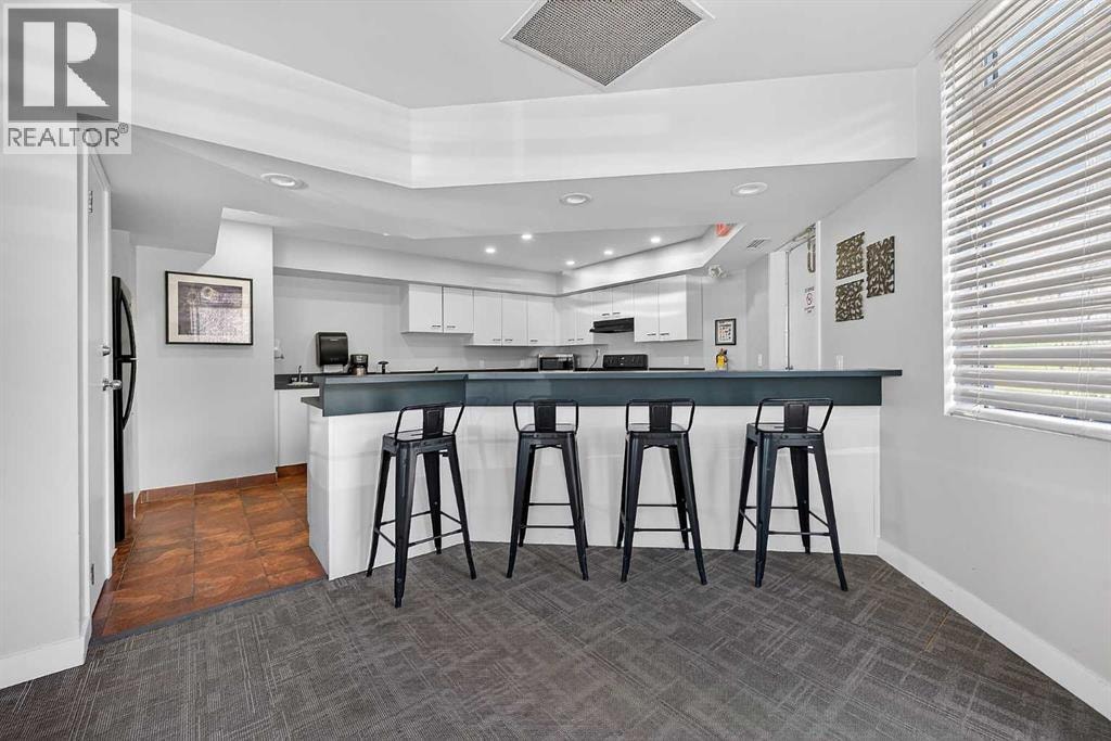 2031, 2031 Edenwold Heights NW — photo 40