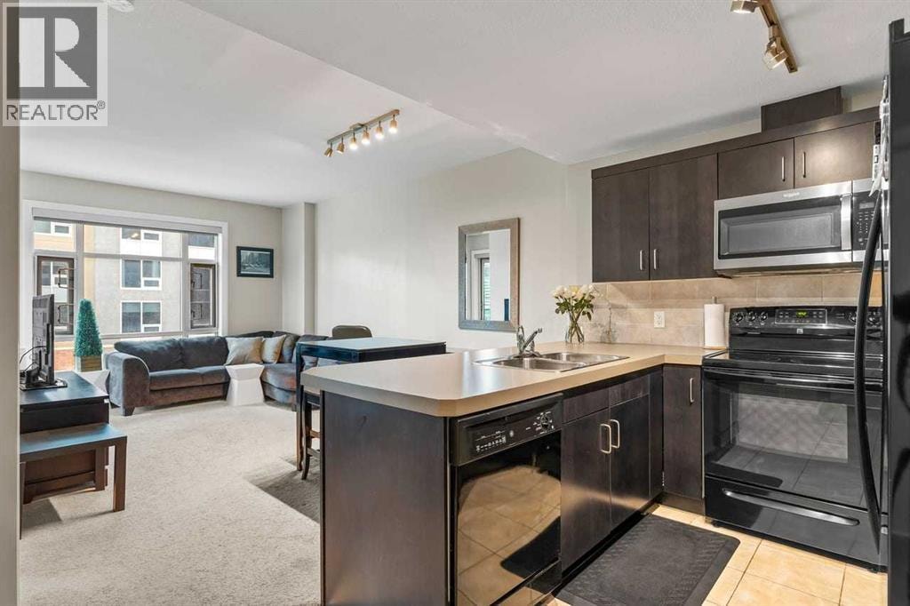 502, 1410 1 Street SE — photo 3
