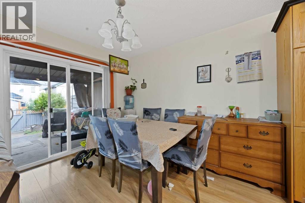 25 Martha's Meadow Place NE — photo 14