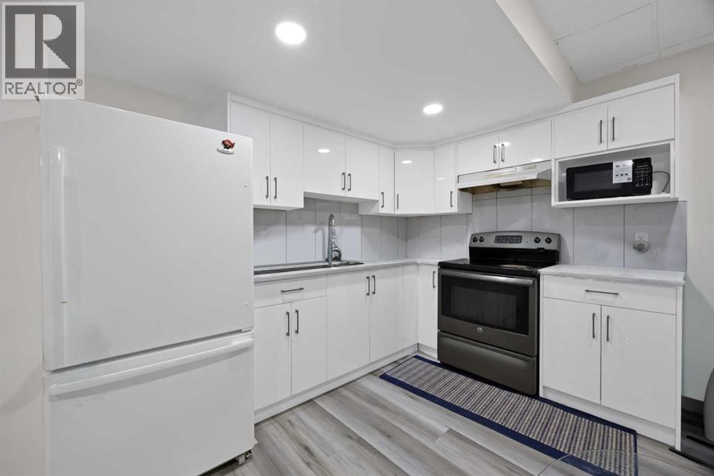 25 Martha's Meadow Place NE — photo 24