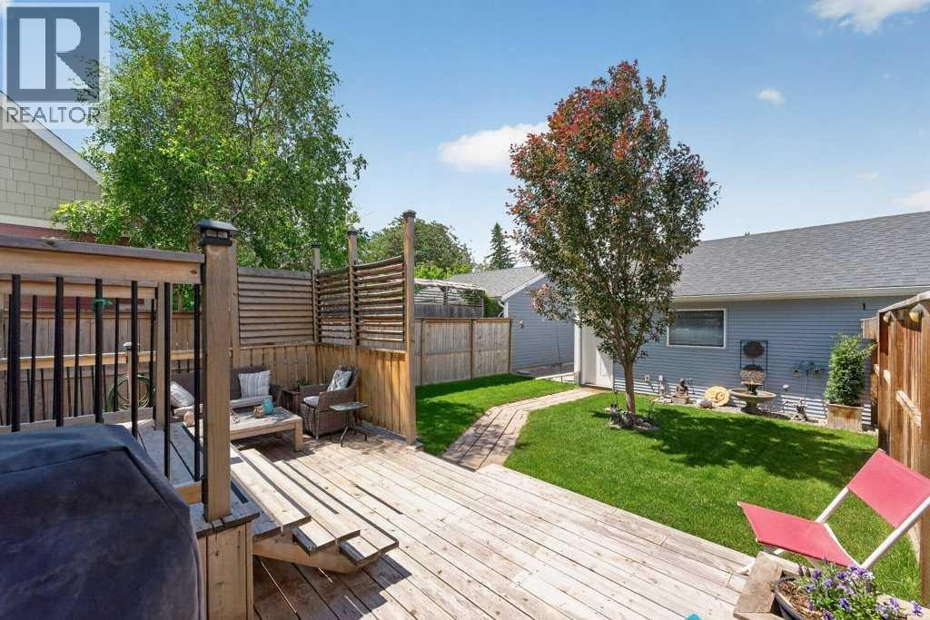 4673 20 Street SW — photo 31