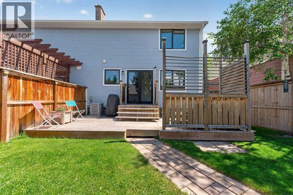 4673 20 Street SW — photo 35