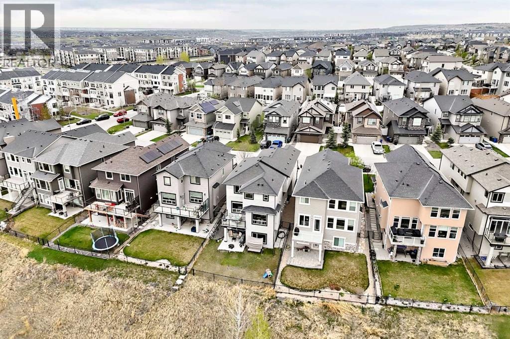 91 Nolanfield Crescent NW — photo 3