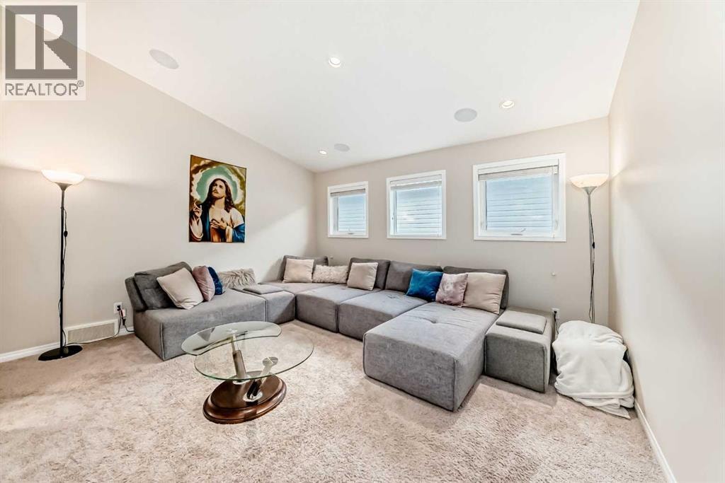 91 Nolanfield Crescent NW — photo 31
