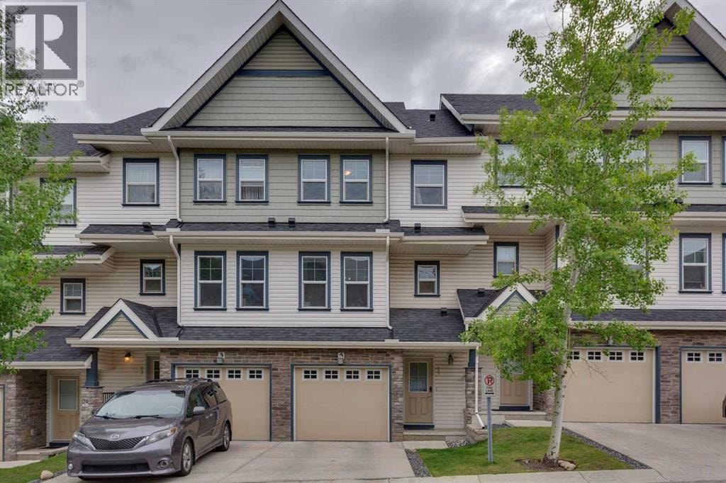 55 Panatella Road NW — photo 3