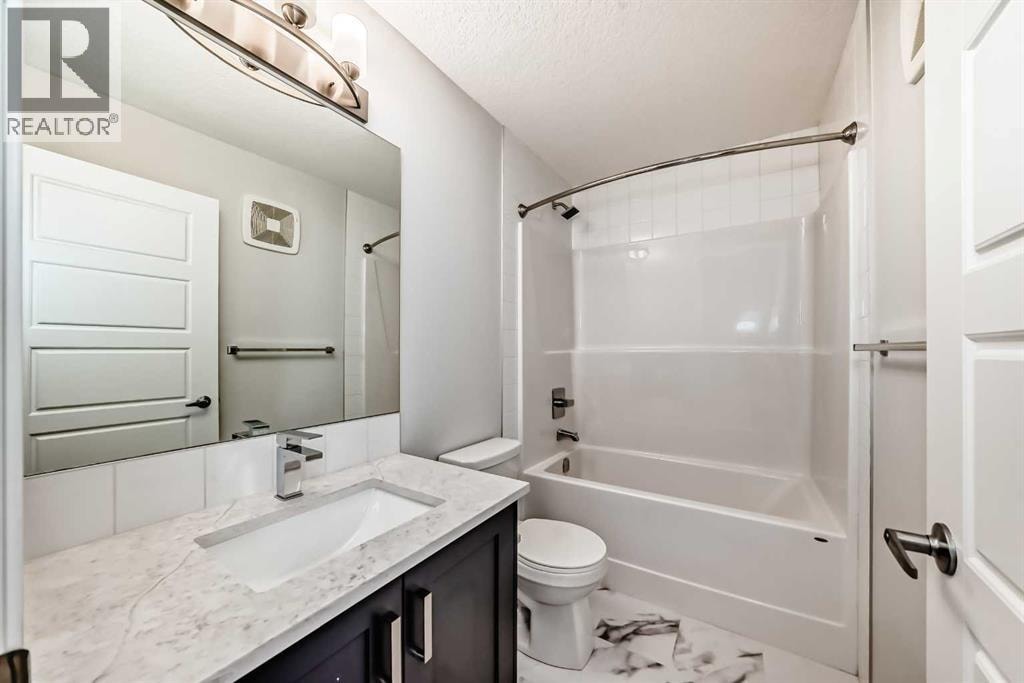 136, 42 Cranbrook Gardens SE — photo 45