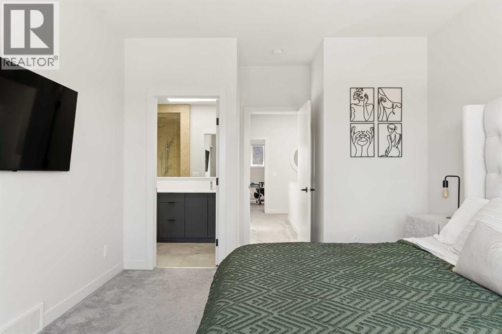 5406 21 Street SW — photo 22