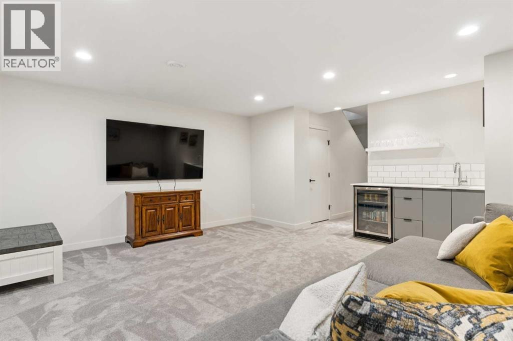 5406 21 Street SW — photo 39
