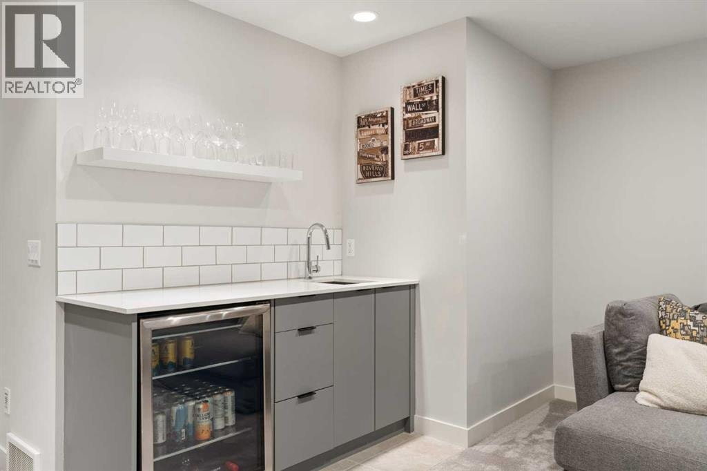 5406 21 Street SW — photo 38