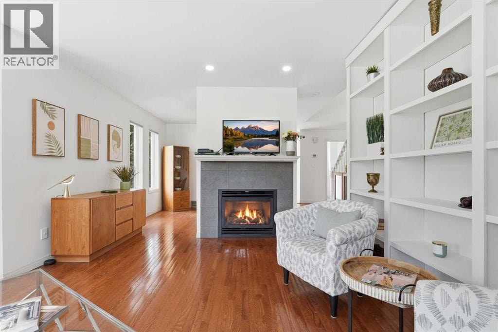 1321 10 Street SW — photo 3