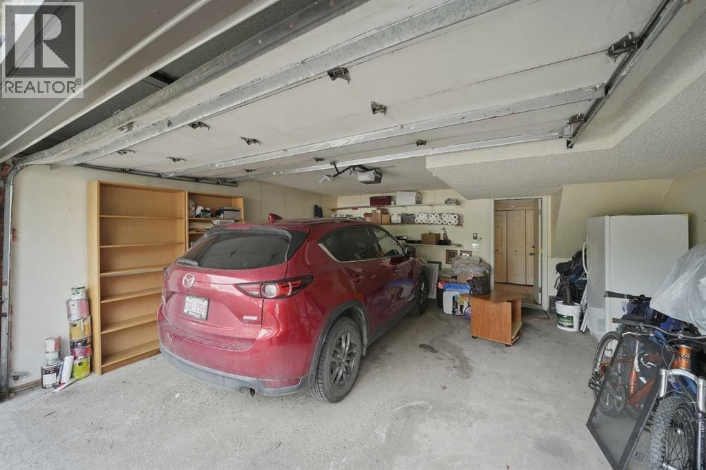 1321 10 Street SW — photo 31