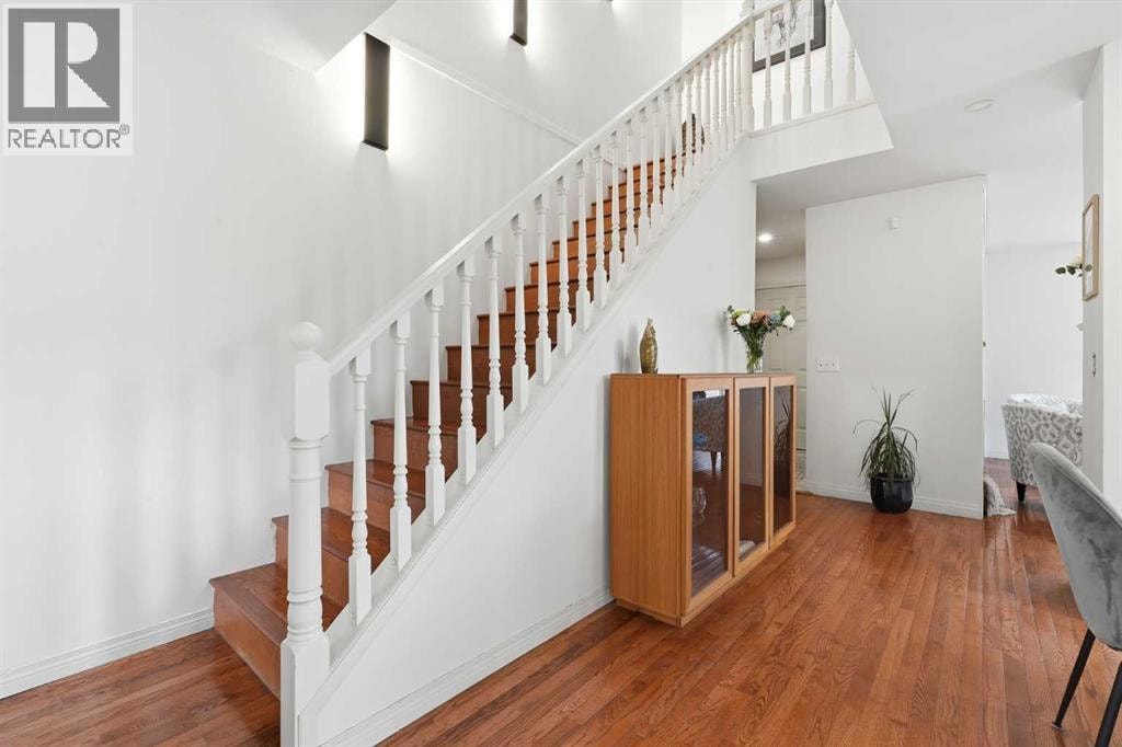1321 10 Street SW — photo 12