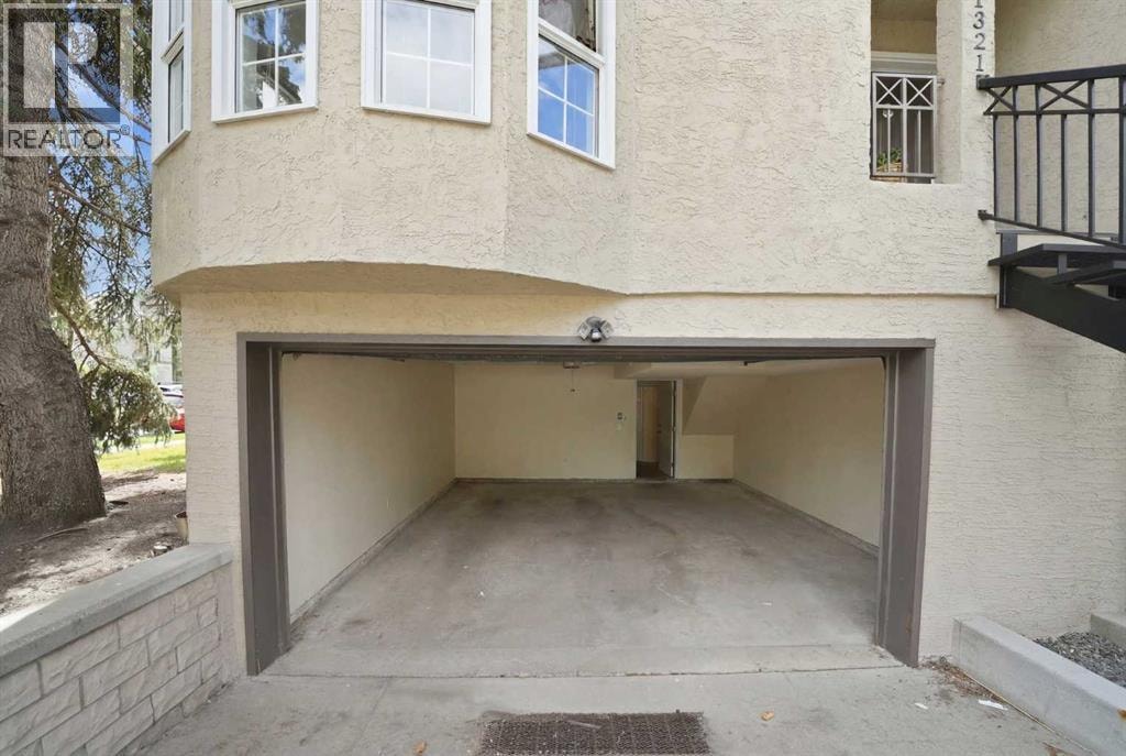 1321 10 Street SW — photo 27