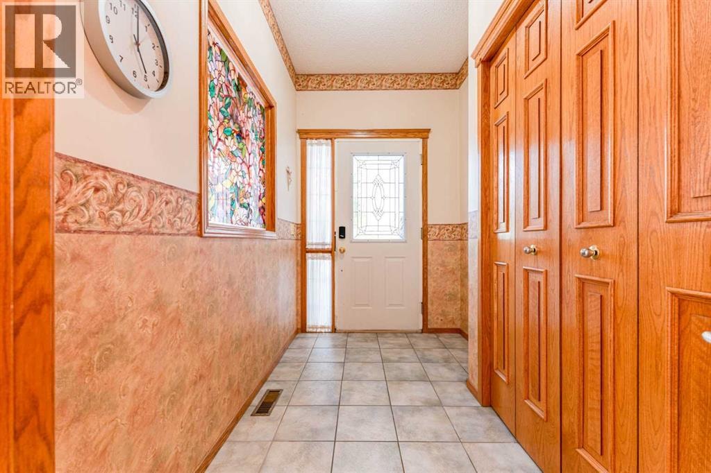 117 Evergreen Place SW — photo 2