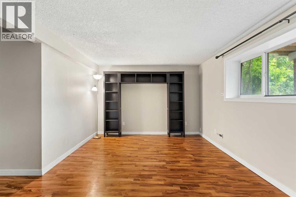 2530 16A Street NW — photo 19
