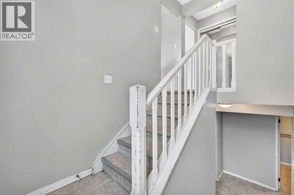42 Huntford Close NE — photo 5