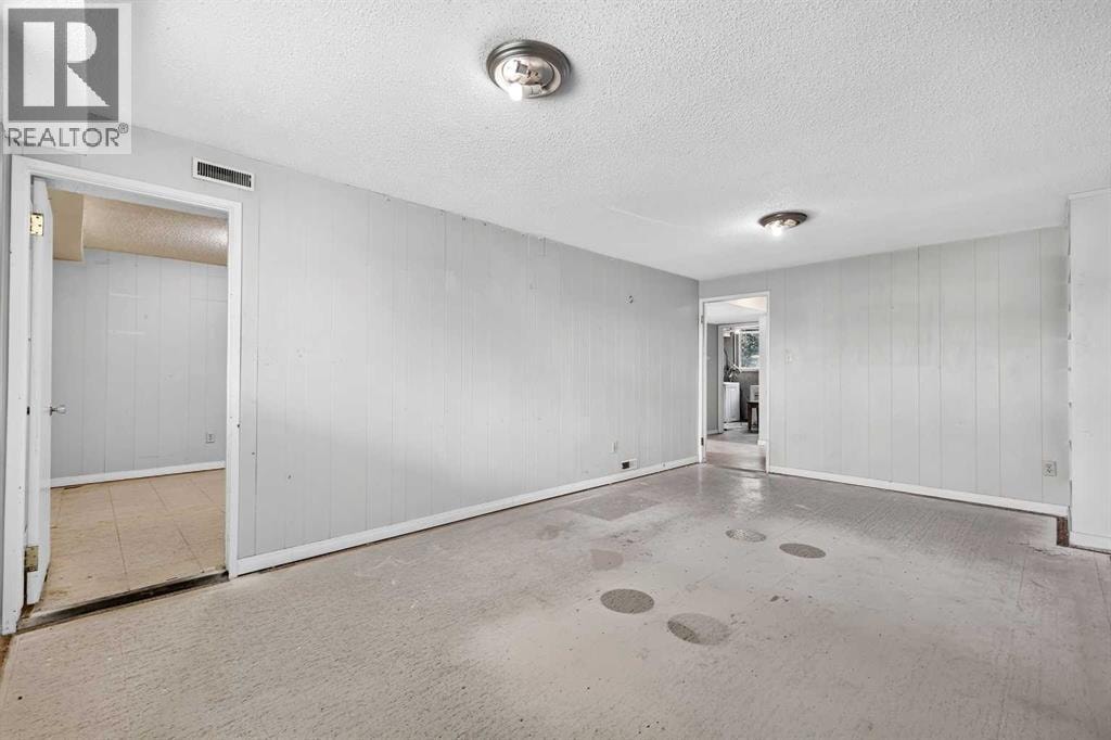 42 Huntford Close NE — photo 30