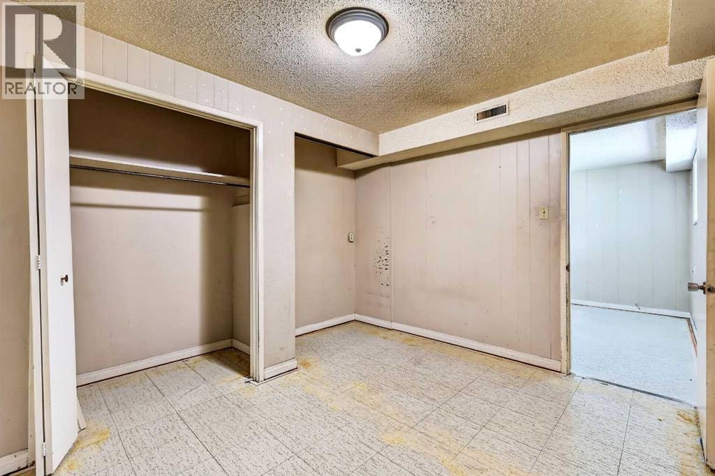 42 Huntford Close NE — photo 33