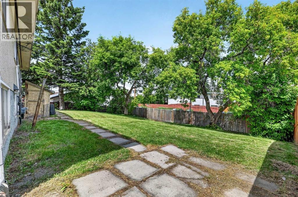 42 Huntford Close NE — photo 44