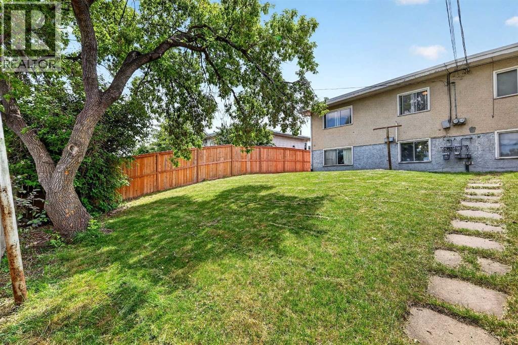 42 Huntford Close NE — photo 46