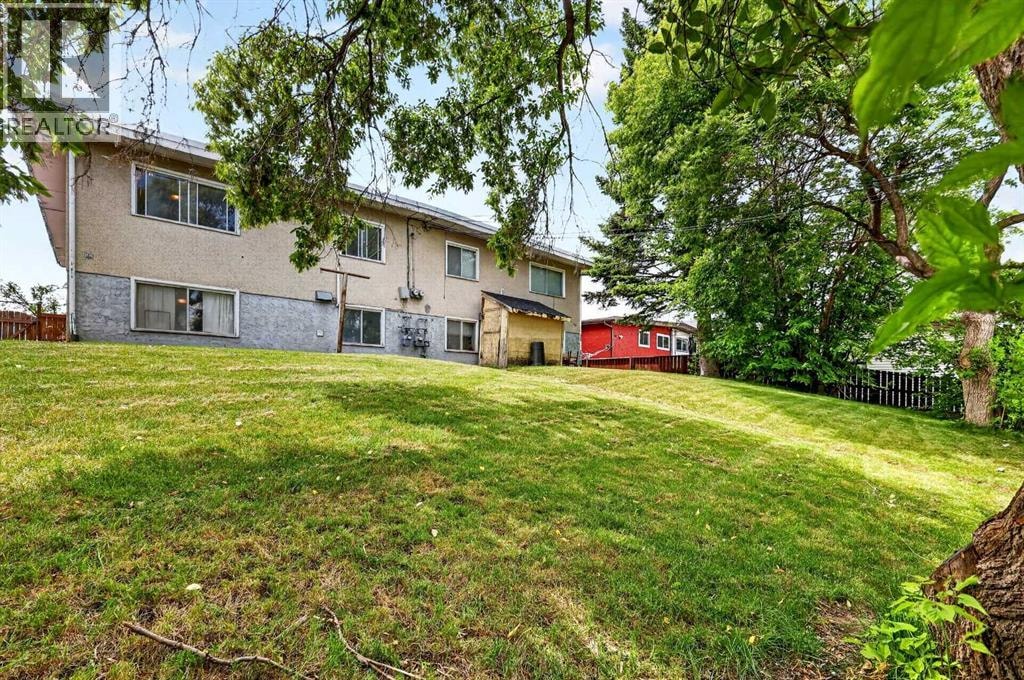 42 Huntford Close NE — photo 48