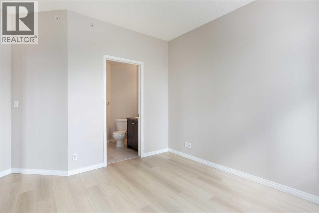 515, 1053 10 Street SW — photo 12