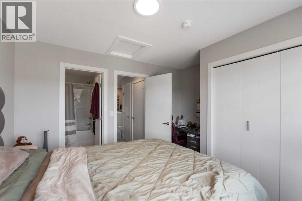 573 Evanston Link NW — photo 15