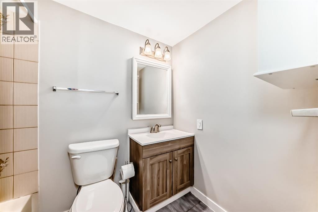 15 Hawkcliff Way NW — photo 43