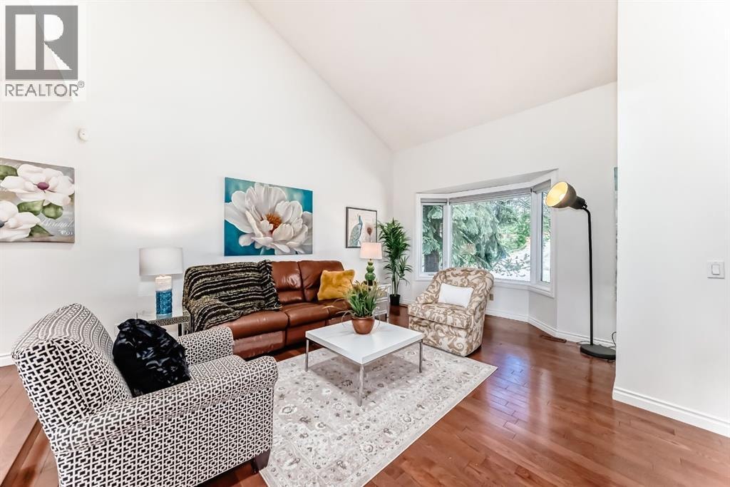 15 Hawkcliff Way NW — photo 5