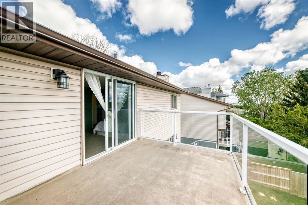 15 Hawkcliff Way NW — photo 30