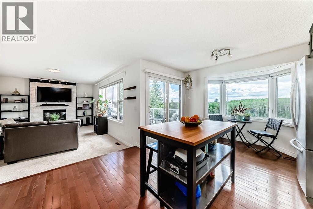 15 Hawkcliff Way NW — photo 12