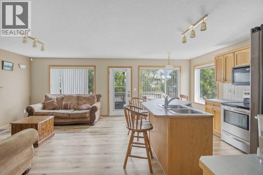 88 Willowbrook Crescent NW — photo 13