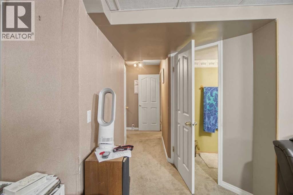 88 Willowbrook Crescent NW — photo 33