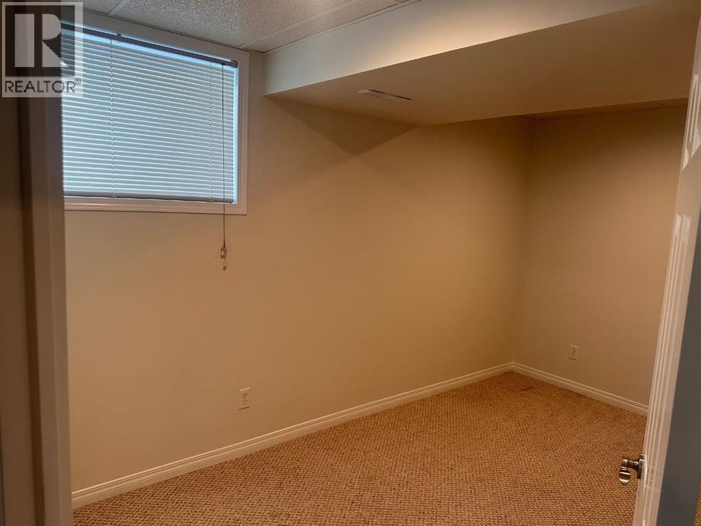 78 Crystal Shores Heights — photo 19