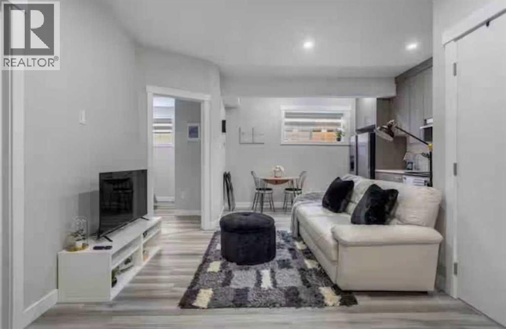 131 Sherview Grove NW — photo 33