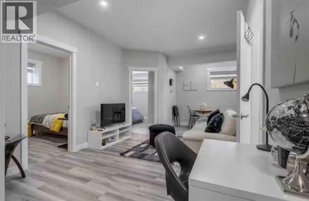 131 Sherview Grove NW — photo 34