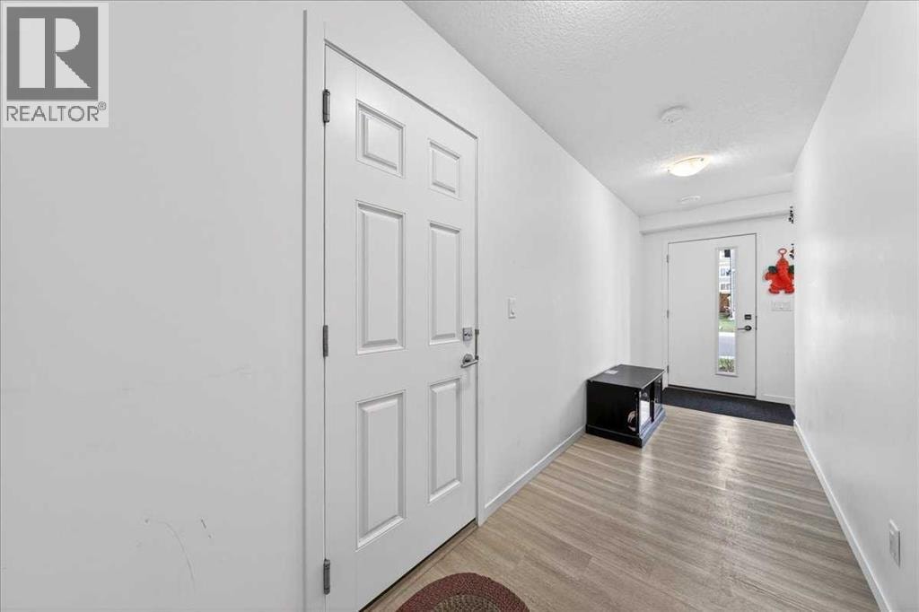 663 South Point Heath SW — photo 4