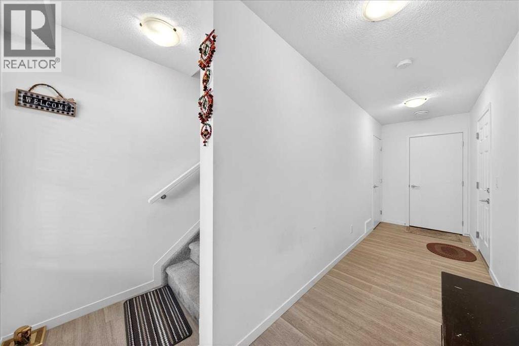 663 South Point Heath SW — photo 3