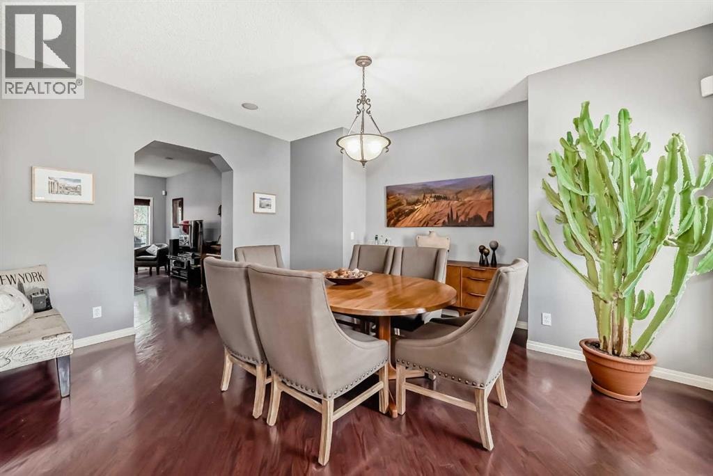 188 Chapala Drive SE — photo 3