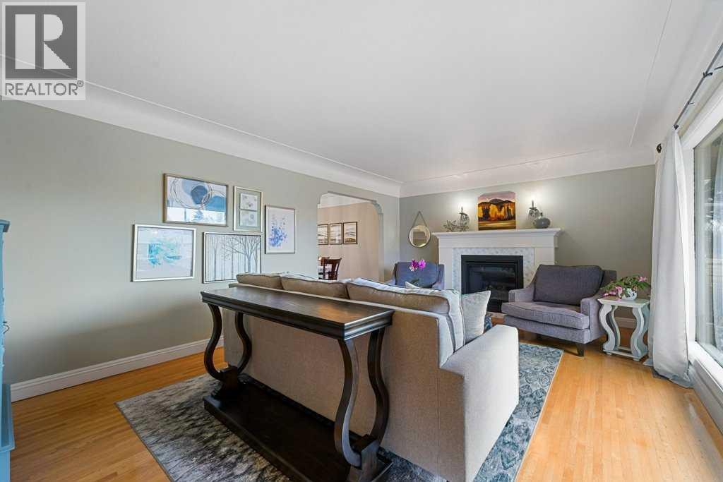 3204 24A Street SW — photo 12