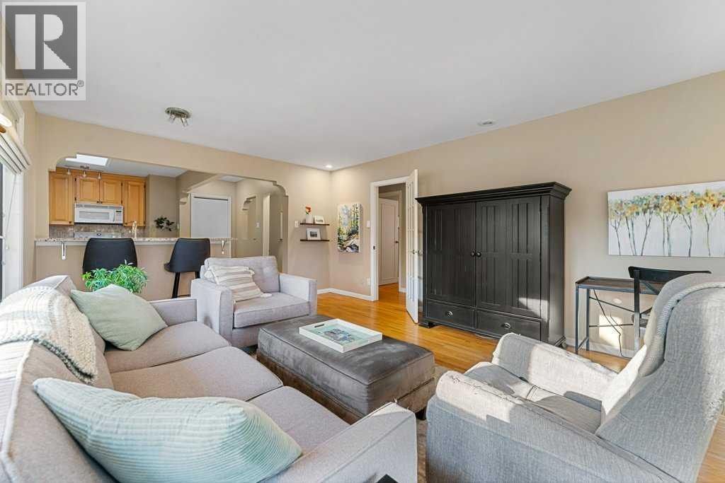 3204 24A Street SW — photo 26