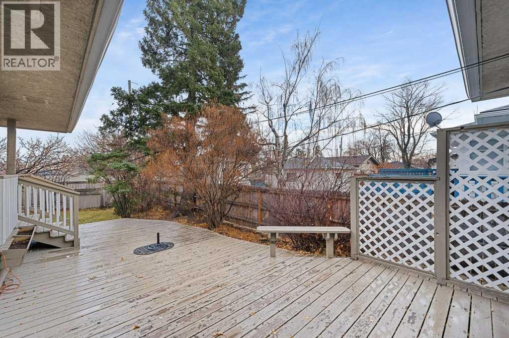 3204 24A Street SW — photo 38